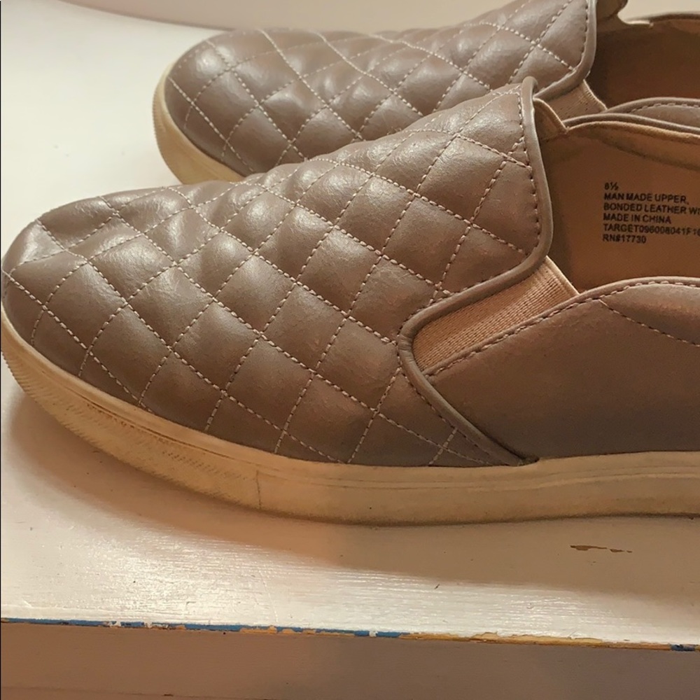 Flat/slip ons/sneaker